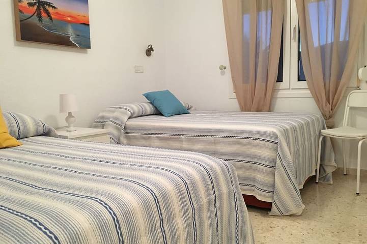 Chalet für 6 Personen, mit Garten, mit Haustier in Oliva - 3