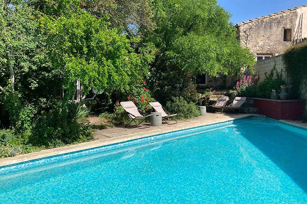 Maison de Famille au Cœur D'un Village à 8 mn D'uzès in Flaux, Nimes und Umgebung