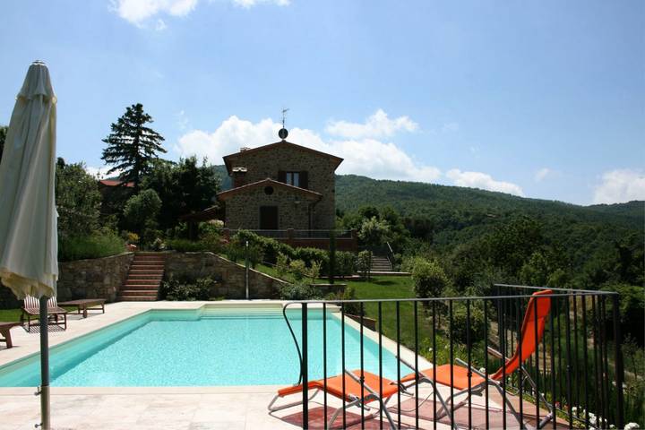 Chalet para 6 personas, con terraza además de piscina y jardín, Se admiten mascotas - 1
