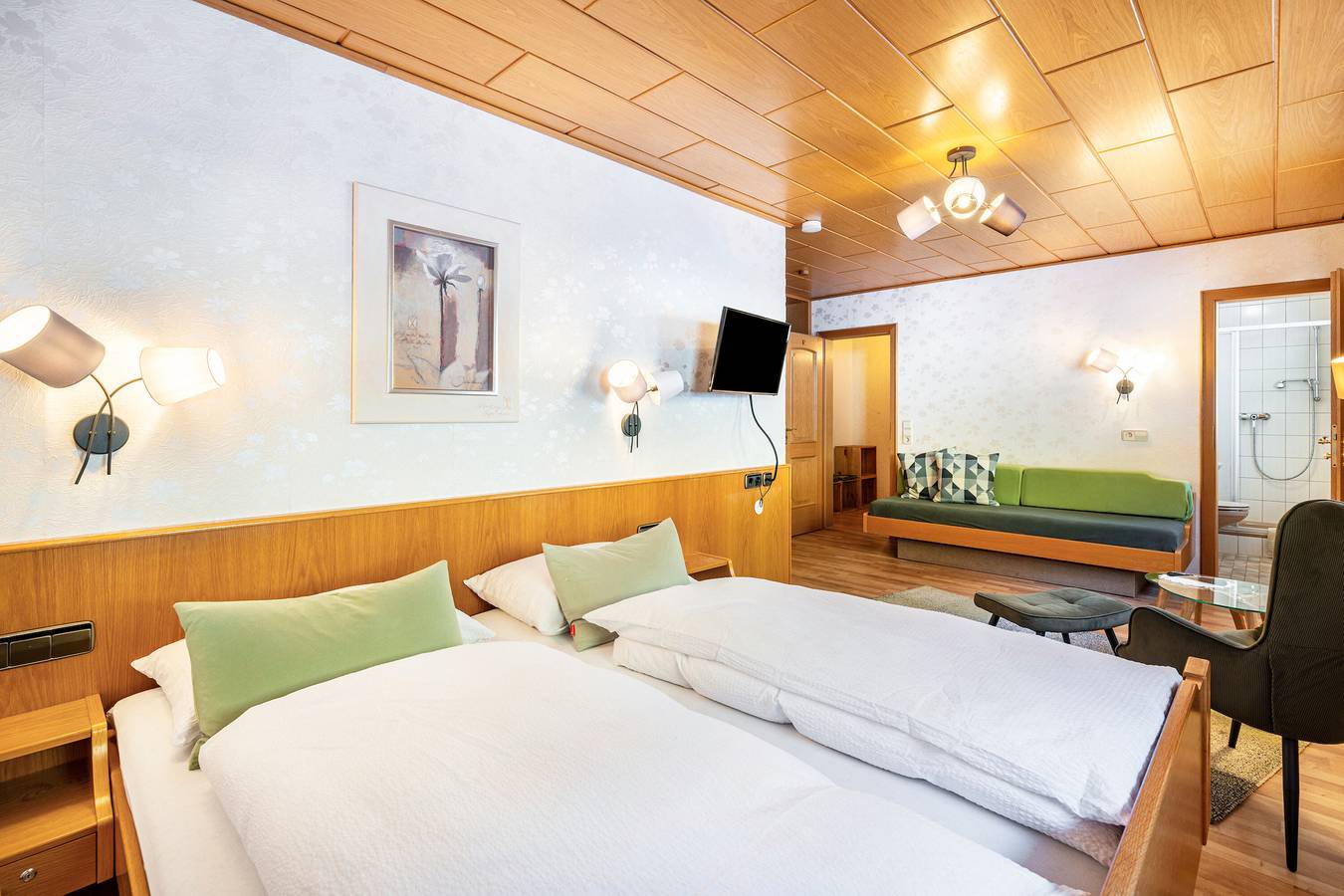 Ganze Wohnung, Ferienwohnung '3' mit Bergblick, Balkon und Wi-Fi in Bad Rippoldsau-Schapbach, Mittlerer Schwarzwald