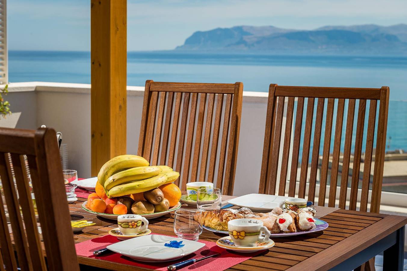 Apartamento vacacional entero, Bluoltremare Terrace in Castellammare del Golfo, Provincia de Trapani