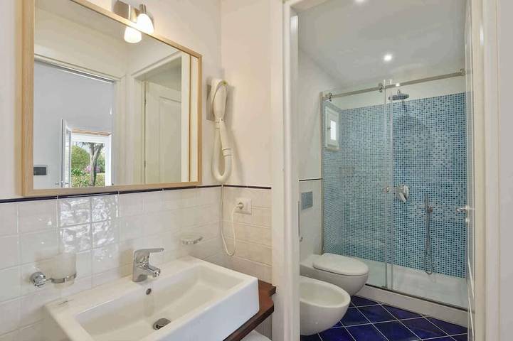 Ferienhaus für 4 Personen, mit Garten und Pool in Santa Maria di Castellabate - 3