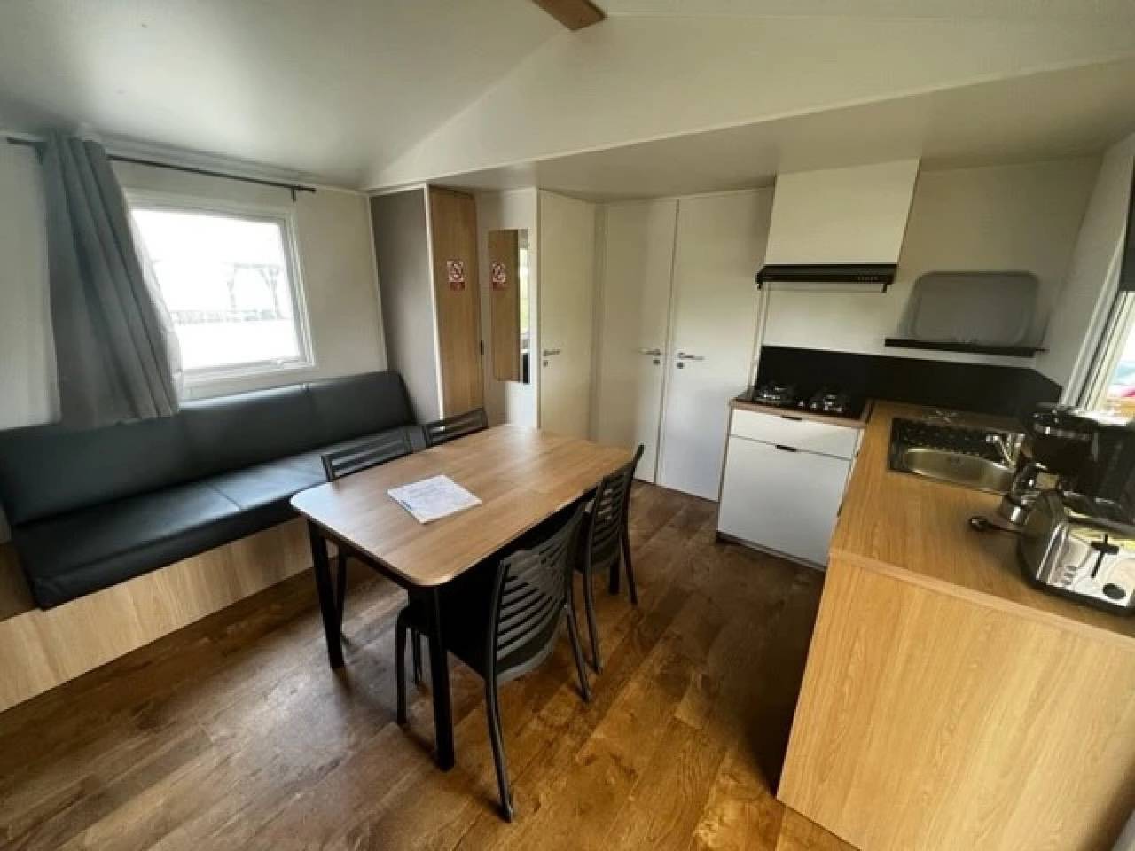 Camping 2 étoiles - Piscine  - ccb0ff0 in Villeneuve-lès-Maguelone, Côte d'Améthyste