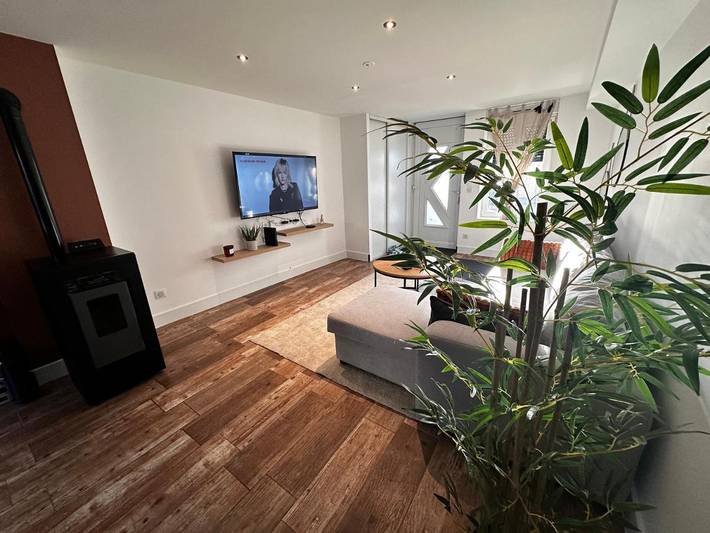 Location de vacances pour 4 personnes, avec Terrasse à Abrest