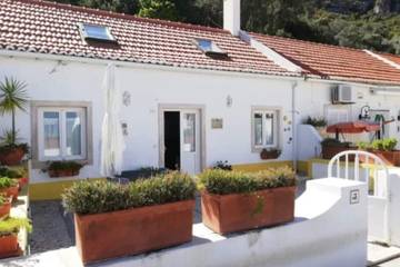 Gîte pour 6 personnes, avec jardin et terrasse dans Portinho da Arrábida