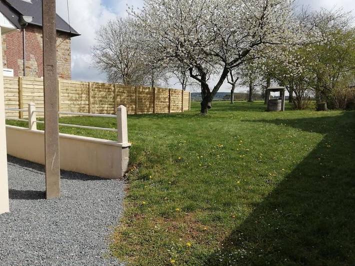 Location de vacances pour 8 personnes, avec vue et jardin dans Les Monts d'Aunay - 2