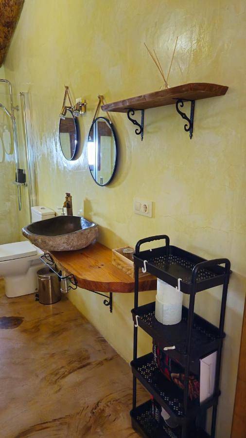 Casa rural para 5 personas, con jardín además de piscina y vistas, Se admiten mascotas en Sierra de Segura - 3