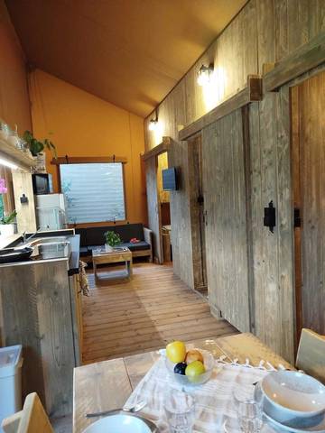 Tente pour 5 Personnes dans Noves, Région d'Arles, Photo 3