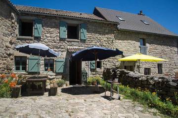 Gîte pour 8 Personnes dans Fau-de-Peyre, L'Aubrac, Photo 4