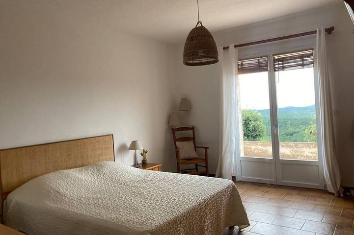 Location de vacances pour 8 personnes, avec jardin et terrasse à San-Gavino-di-Carbini - 3