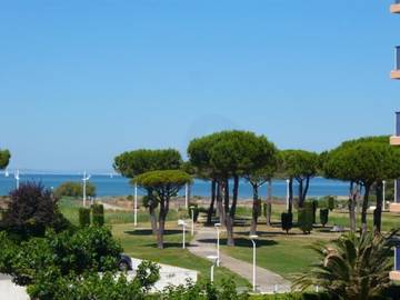 Gîte pour 5 personnes, avec terrasse dans Plage Rive Gauche