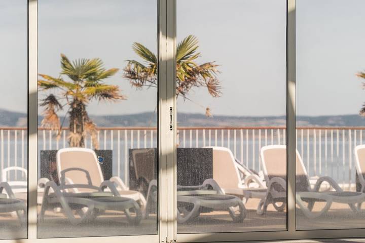 Gîte pour 4 personnes, avec piscine ainsi que jardin et terrasse, adapté aux familles à Douarnenez - 4