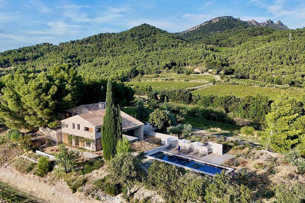 La Bergerie de Gigondas - Maison 10 voyageurs avec piscine au coeur des vignes in Gigondas, Vaucluse