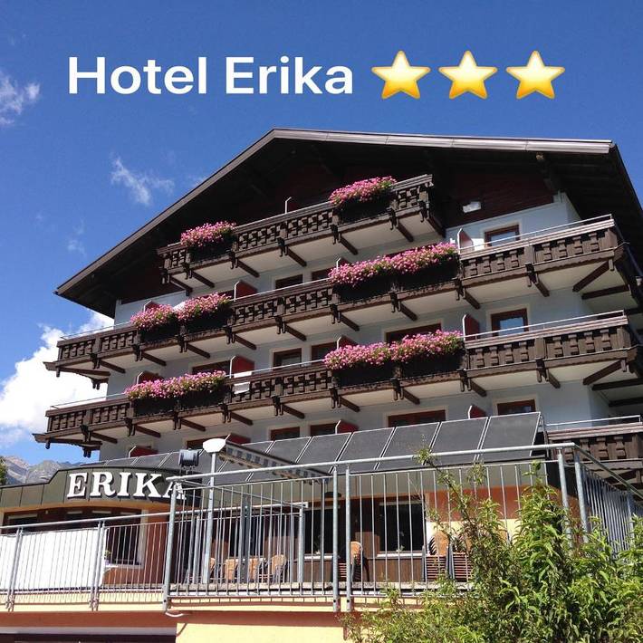 Hôtel pour 3 personnes, avec balcon ainsi que vue et jardin