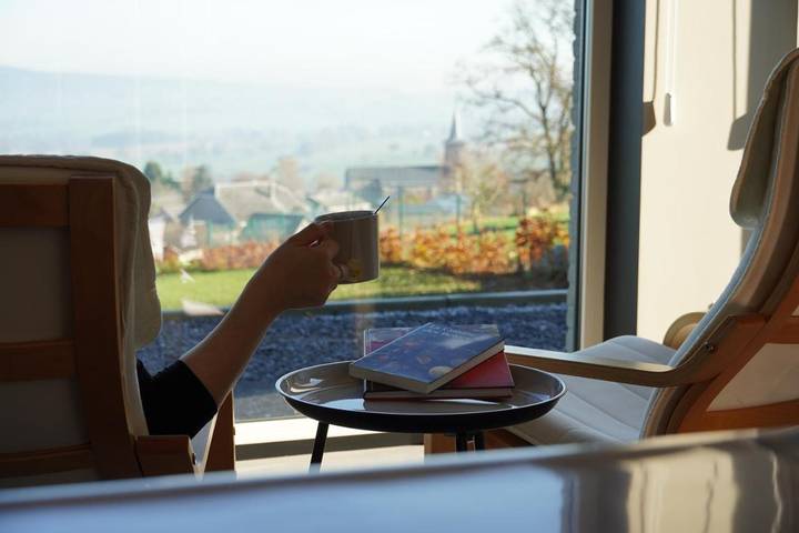 Ferienhaus für 8 Personen, mit Whirlpool und Terrasse sowie Garten und Sauna