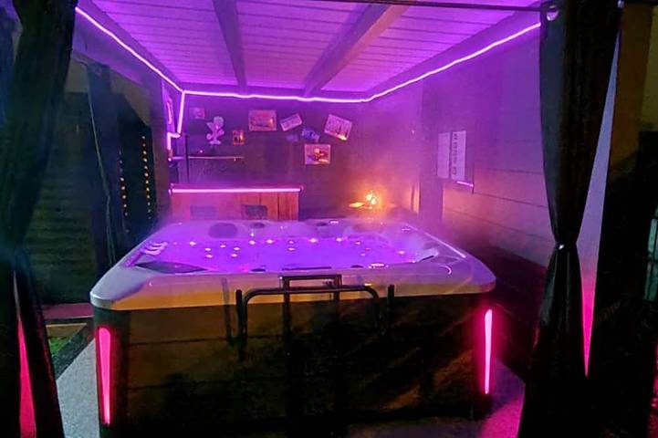 Appartement de vacances pour 5 personnes, avec jardin et jacuzzi