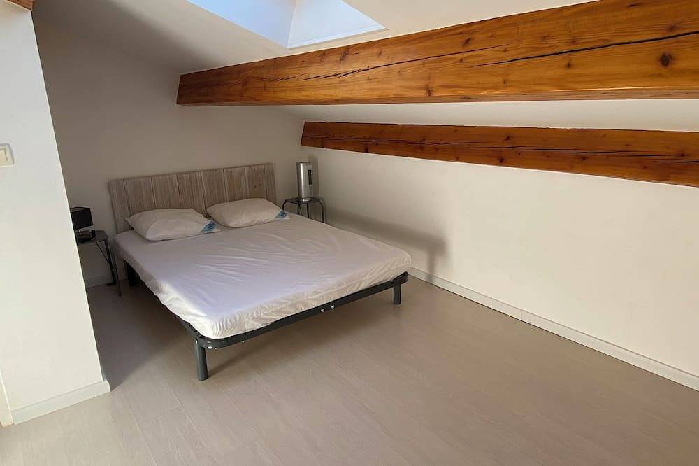 Appartement entier, Location vacances T3 Proche lac du Salagou in Sallèles du Bosc, Bosc