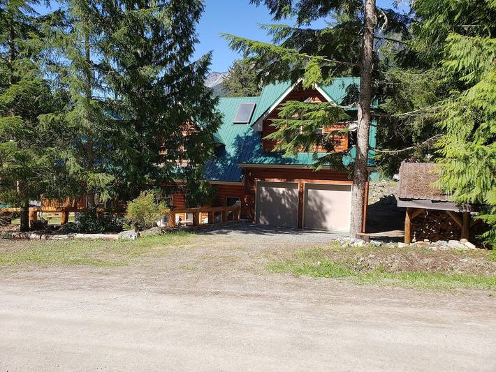 Vacation rental for 12 people, with terrace, with pets in British Columbia