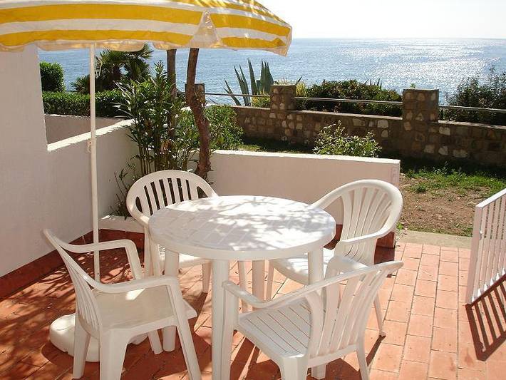 Location de vacances pour 3 personnes, avec Vue sur l’océan et Terrasse à Calafat