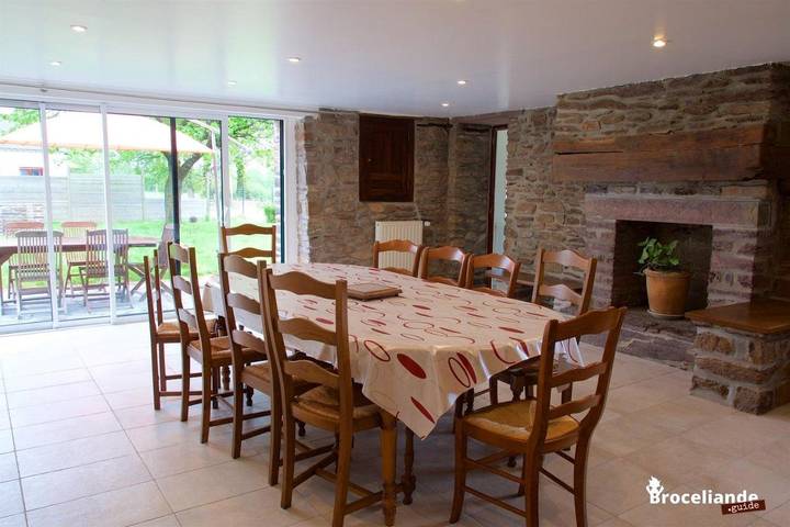 Maison d’hôte pour 10 personnes, avec vue ainsi que jardin et terrasse dans le Morbihan - 2