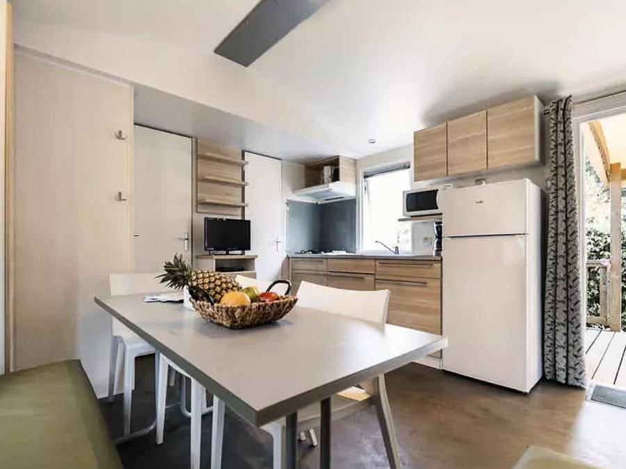 Camping Ushuaïa Villages Les Fougères - Mobilhome 6 personas - Confort Mobil-home 4 Piezas 6 Personas Aire Acondicionado + Tv in Rivedoux-Plage, Isla de Ré