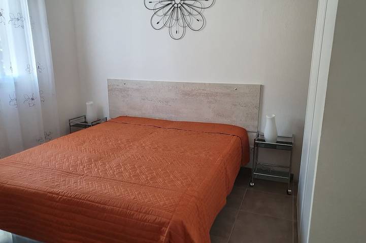 Gîte pour 4 personnes, avec balcon à Algajola - 2