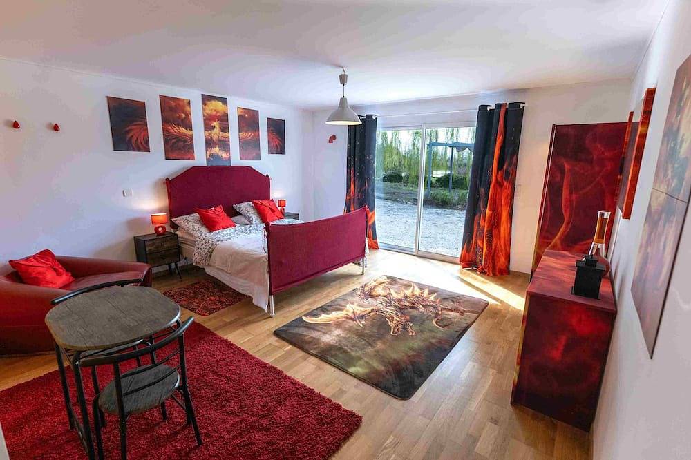 Chambres D'hôte Chez Phil, Chambre Thème Feu in La Pomarède, Región de Carcassonne