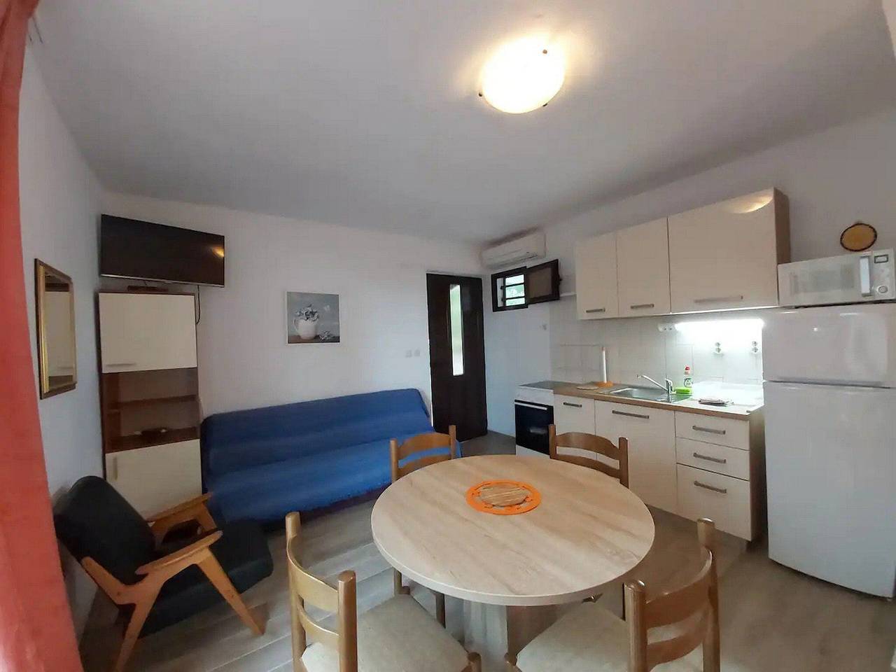 Ganze Wohnung, Apartments Villa Pelegrin - Studio Apartment with Sea View (Apartment in Zavala, Hvar