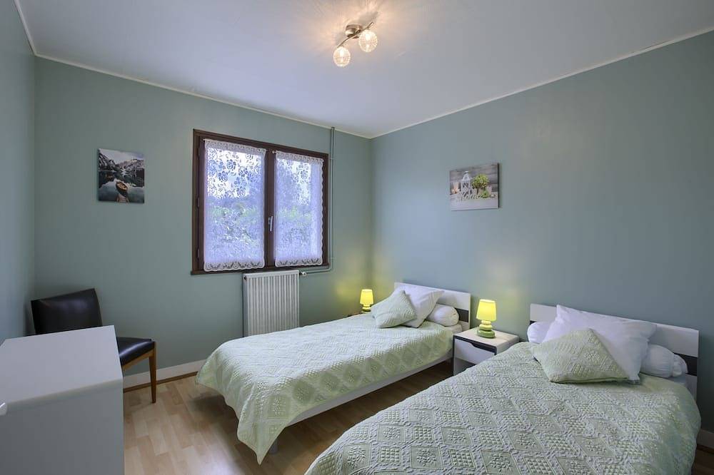 Furnished tourist accommodation ** - Label \"Clévacances\" 2 keys in Le Pian-Médoc, Médoc Regional Natural Park