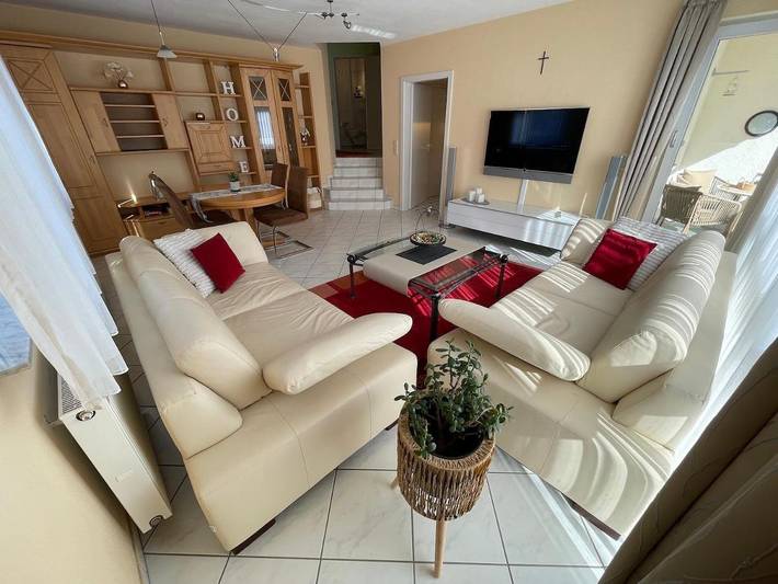 Ferienwohnung für 4 Personen, mit Balkon und Terrasse sowie Ausblick in Maikammer