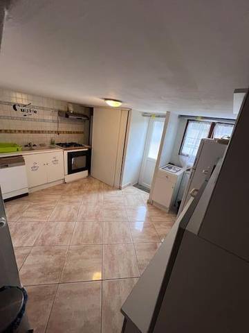 Gîte pour 7 personnes, avec jardin et terrasse, animaux acceptés à Les Abrets