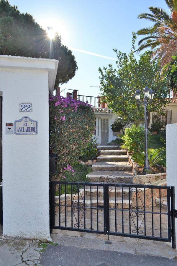 Double Room with Balcony and Sea View in Torreblanca (Fuengirola), Fuengirola