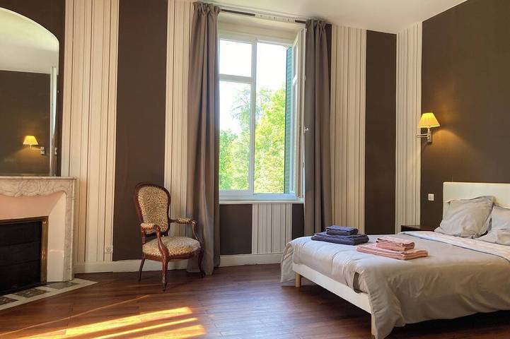 Location de vacances pour 10 personnes, avec terrasse et jardin à Pruniers-en-Sologne - 4