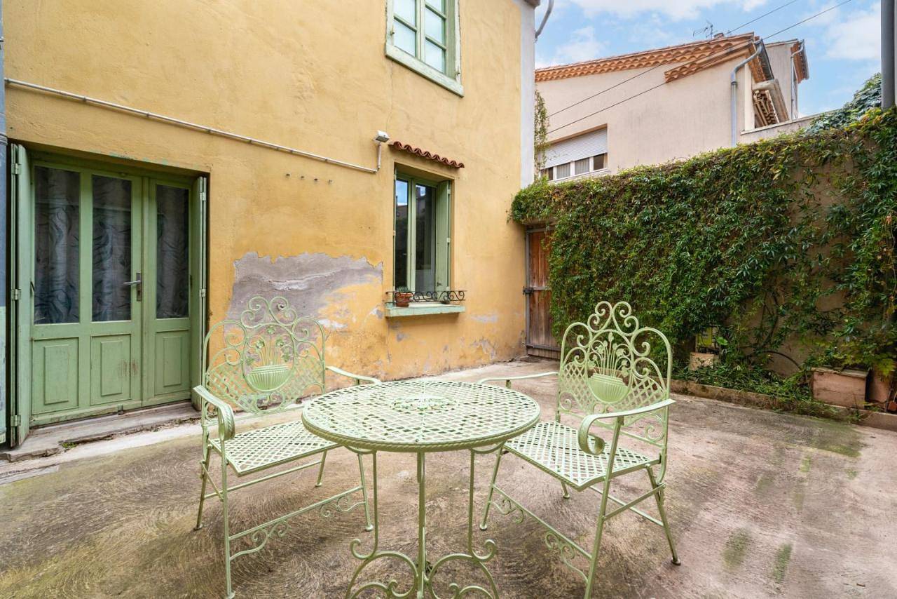 Appartement entier, Apartment with Terrace in Carcassonne, Région de Carcassonne