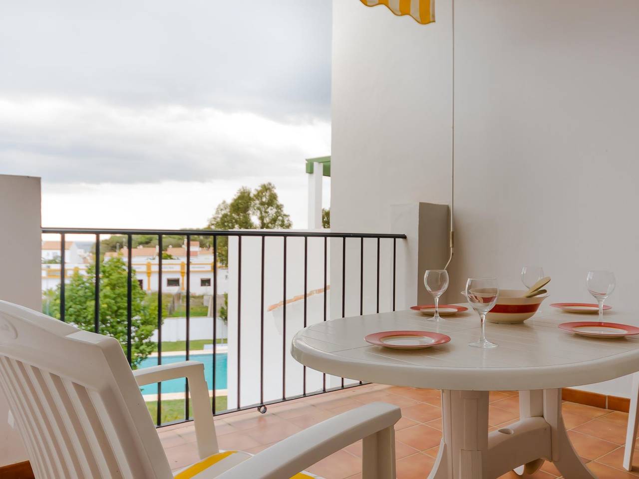 Apartamento vacacional entero, En la Atalaya, a 350 metros de la playa, piscina in Conil de la Frontera, Costa de la Luz