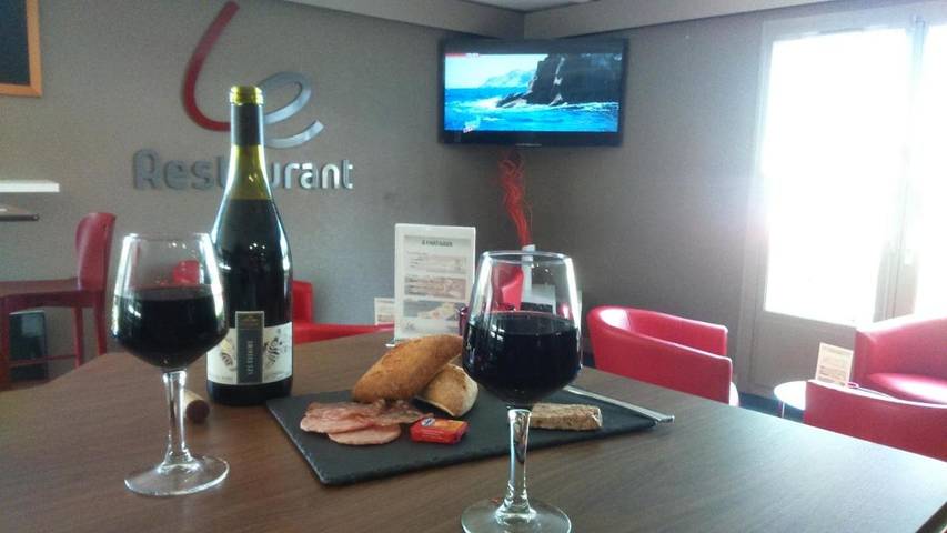 Hôtel pour 3 personnes, avec jardin à Marmande - 3