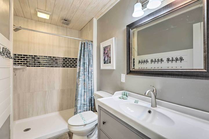 Vacation home for 8 people, with terrace, with pets in South Padre Island