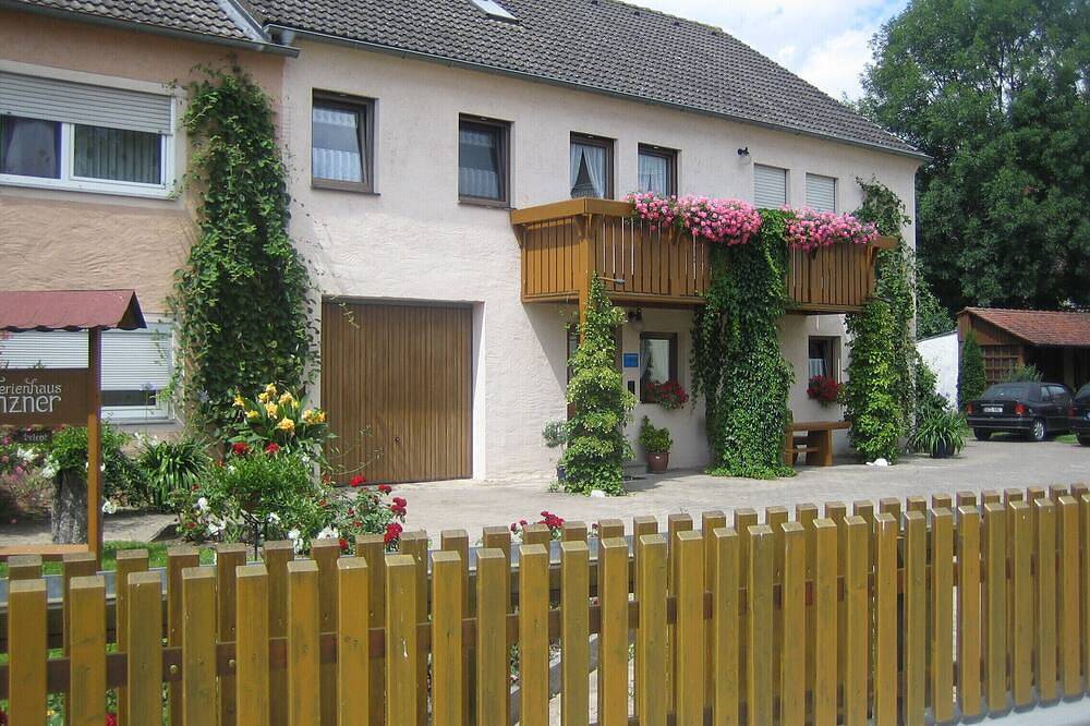 Ganze Wohnung, Fewo mit Sonnenbalkon perfekt für Familien oder Radfahrer in Muhr am See, Fränkisches Seenland