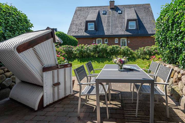Ganze Wohnung, Moderne 3-Zimmer-Ferienwohnung mit ca. 78 m² Wohnfläche, für bis zu 4 Personen in Wenningstedt, Sylt