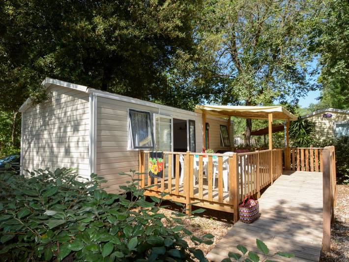 Camping für 4 Personen, mit Pool und Terrasse in Hyeres - 4