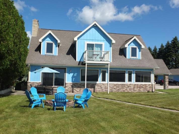 Vacation home for 10 people, with yard and terrace in Michigan