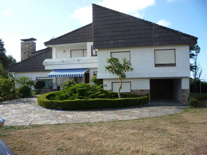 Casa rural para 16 personas, con Balcón y Terraza además de Jardín y Vistas en Costa Occidental Asturiana - 4