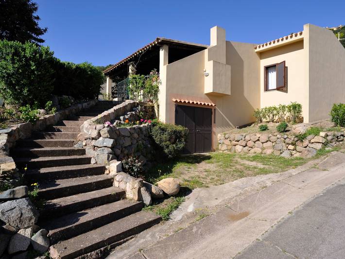 Villa pour 6 personnes, avec jardin à Costa Rei - 2