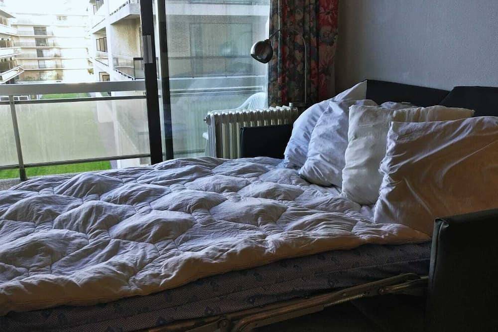 Entire apartment, Studio vue sur mer Avec Piscine Interieure in Belgian Coast