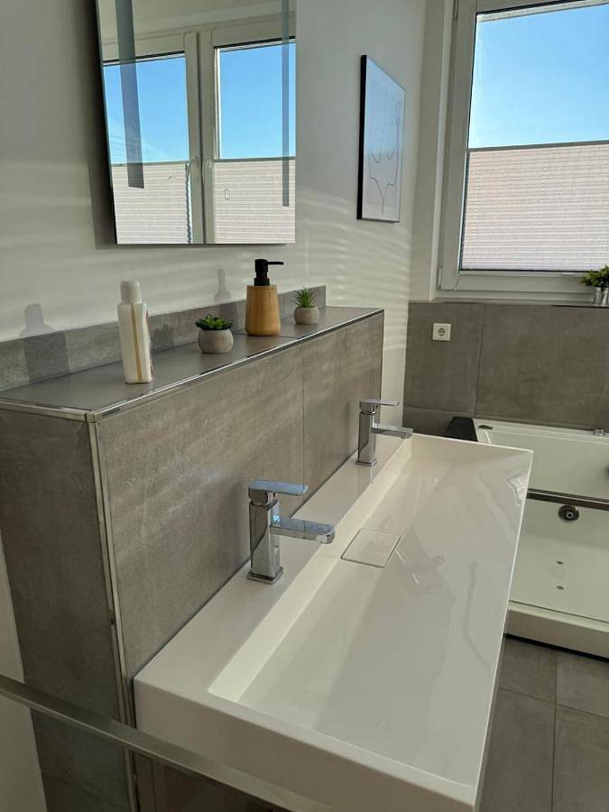 Gîte pour 4 personnes, avec sauna ainsi que jacuzzi et terrasse à Bergneustadt - 3