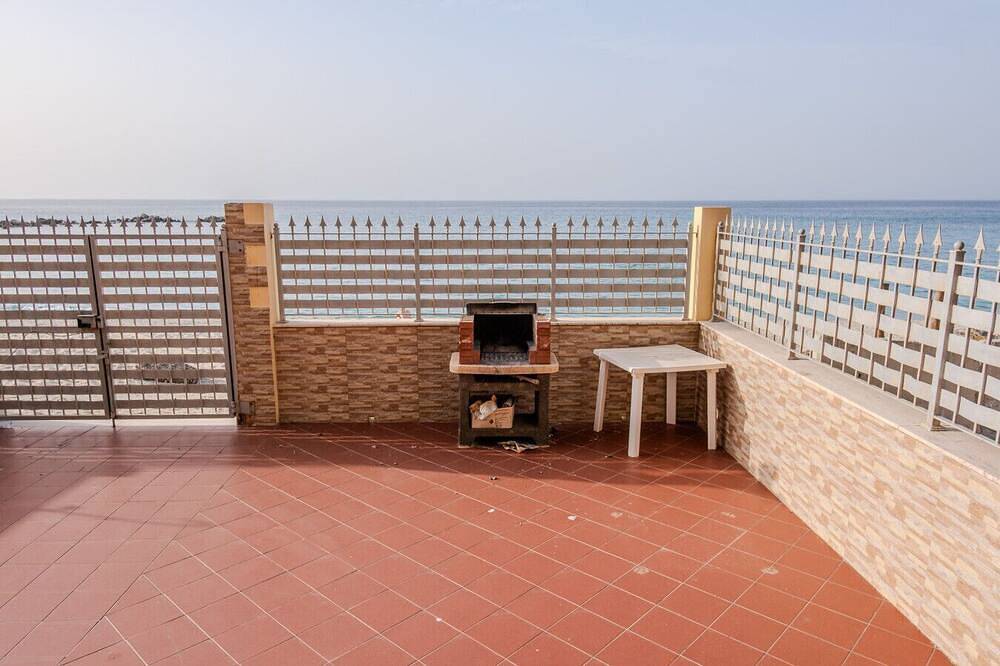 Vrbo Property in Vibo Marina, Provincia di Vibo Valentia
