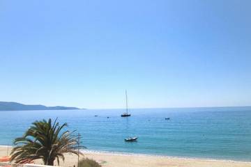 Gîte pour 3 personnes, avec terrasse et vue dans Plage de Tenutella