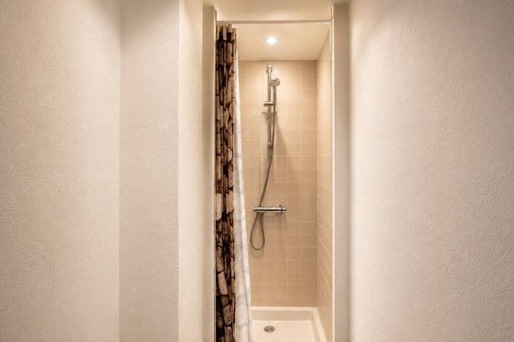 Entire apartment, Renovated studio - Valenciennes center in Valenciennes, Valenciennes region