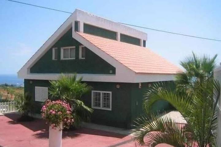 Villa pour 4 personnes, avec balcon et jardin - 1