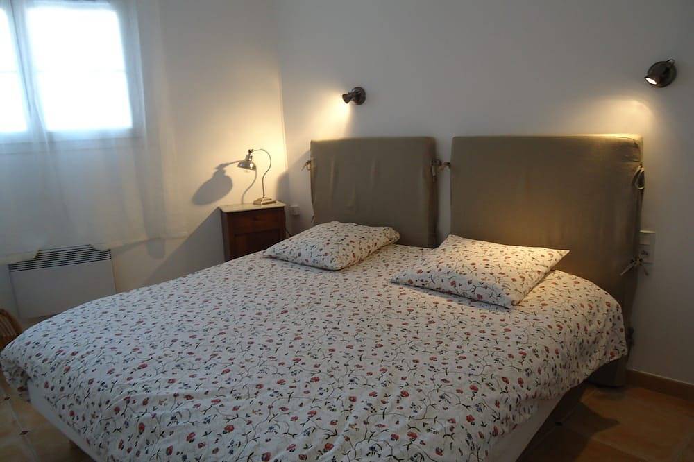 La Maison D'Aureline - Classee 3 Etoiles in Châteauneuf-Val-Saint-Donat, Région de Forcalquier